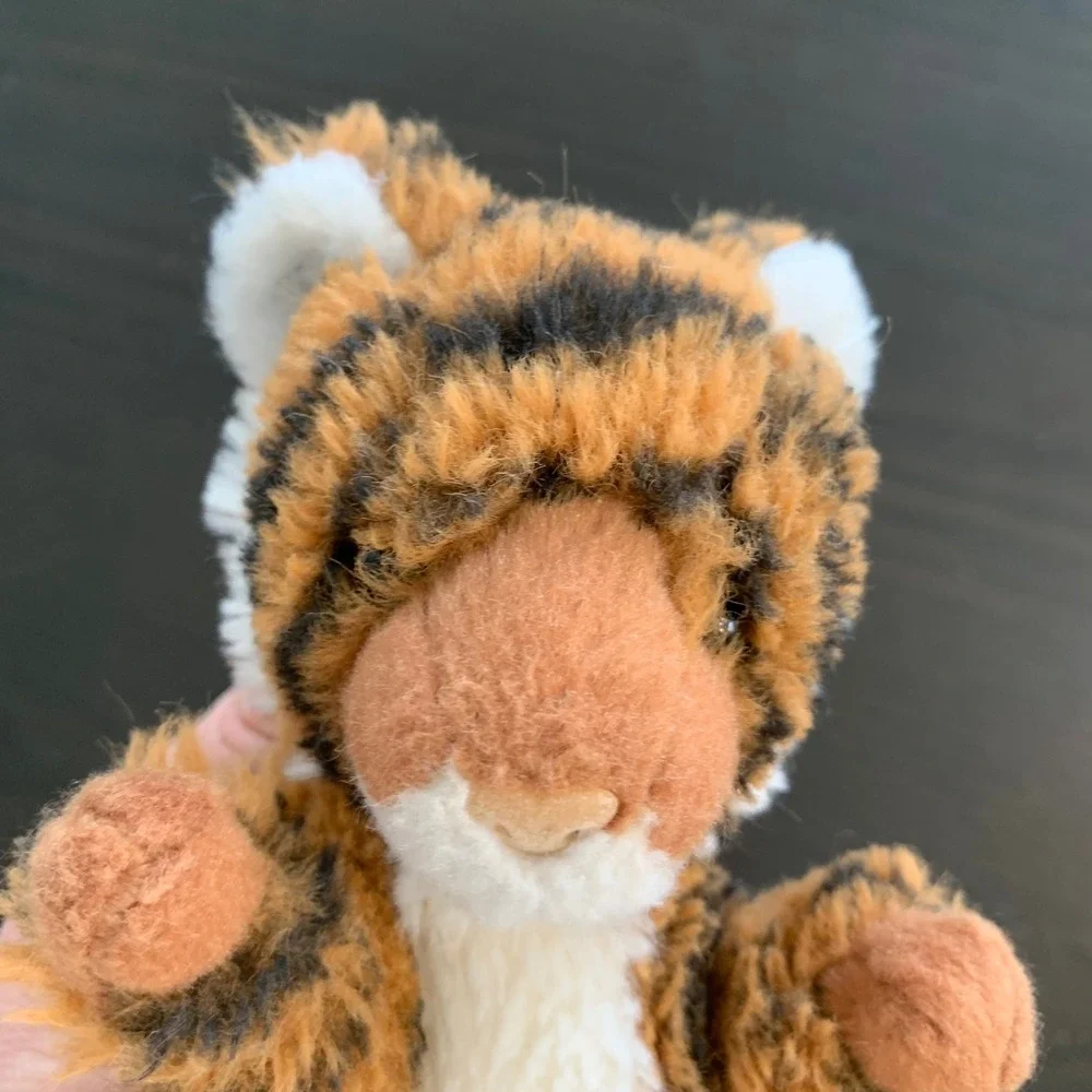 Douglas Cuddle Toys Tiger Plush Stuffed Animal Orange Black Striped 8‎ Inch